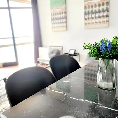 Апартаменты Torre De La Roca Actual Торремолинос