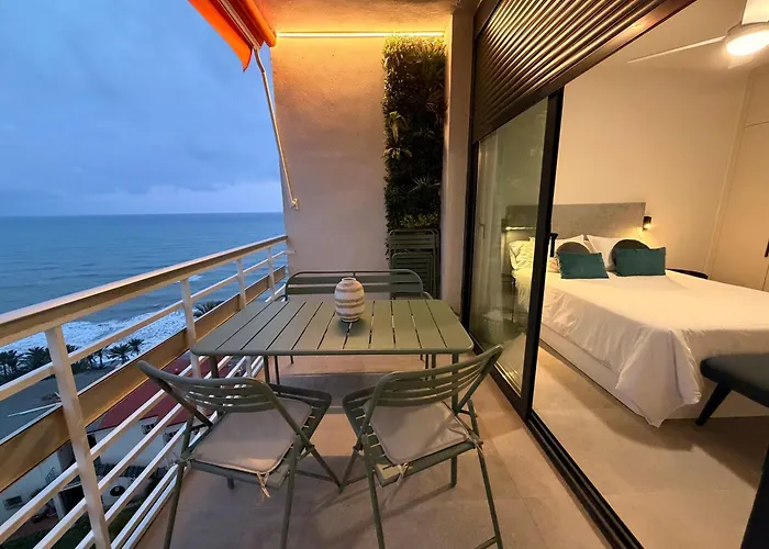 Torre De La Roca Actual * Τορρεμολίνος