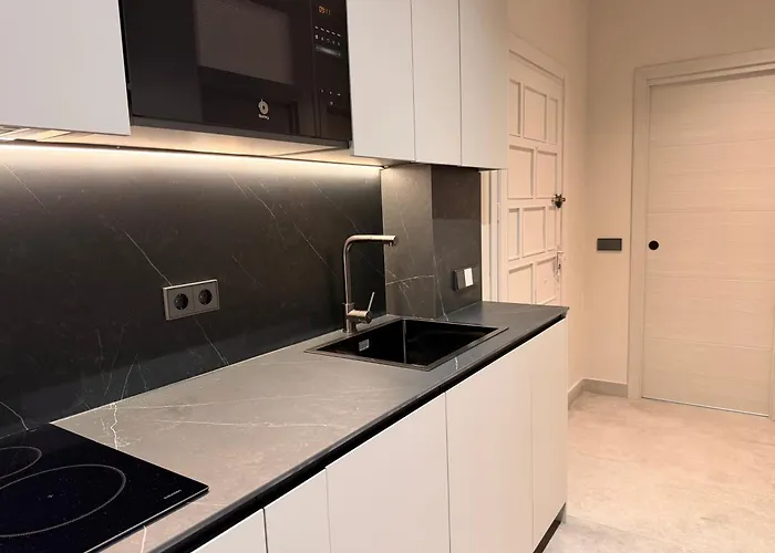 Torre De La Roca Actual * Torremolinos