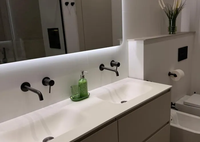 Torre De La Roca Actual Torremolinos