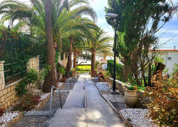 Torre De La Roca Actual 托雷莫利诺斯